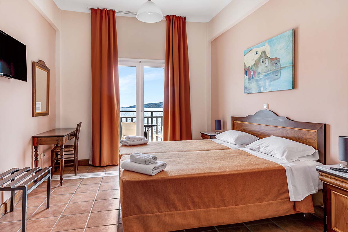 Golden View Beach Hotel Poros