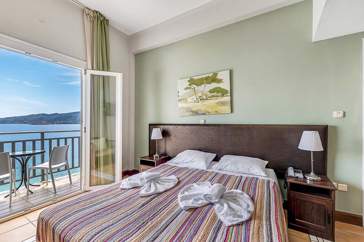 Golden View Beach Hotel Poros