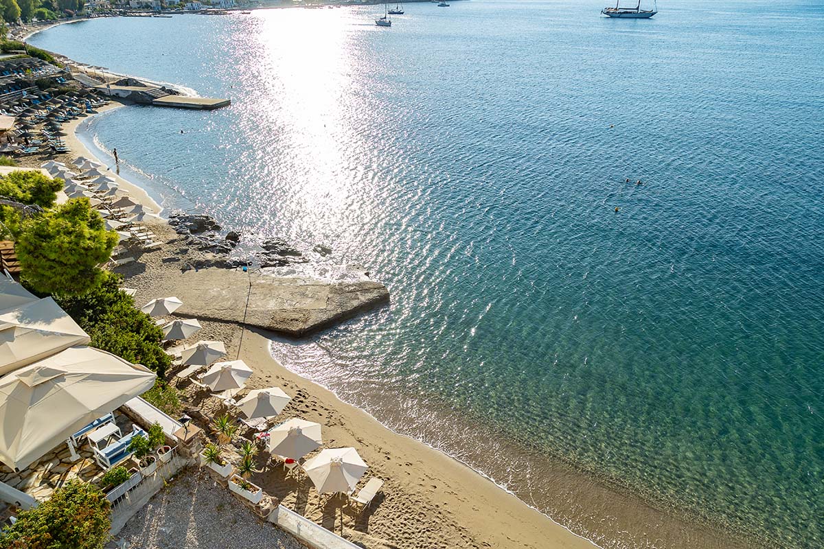 Golden View Beach Hotel Poros