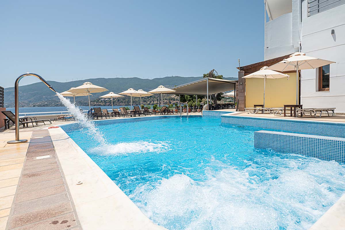 Golden View Beach Hotel Poros