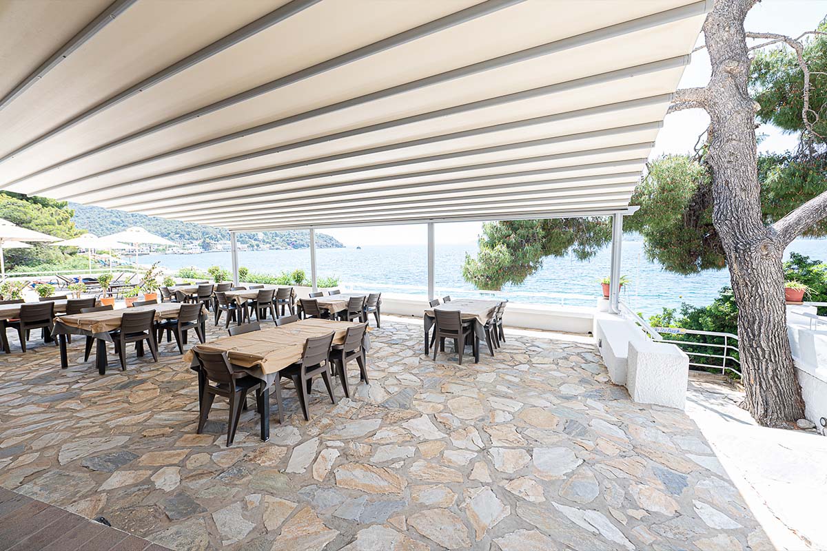 Golden View Beach Hotel Poros Restaurant & Bar
