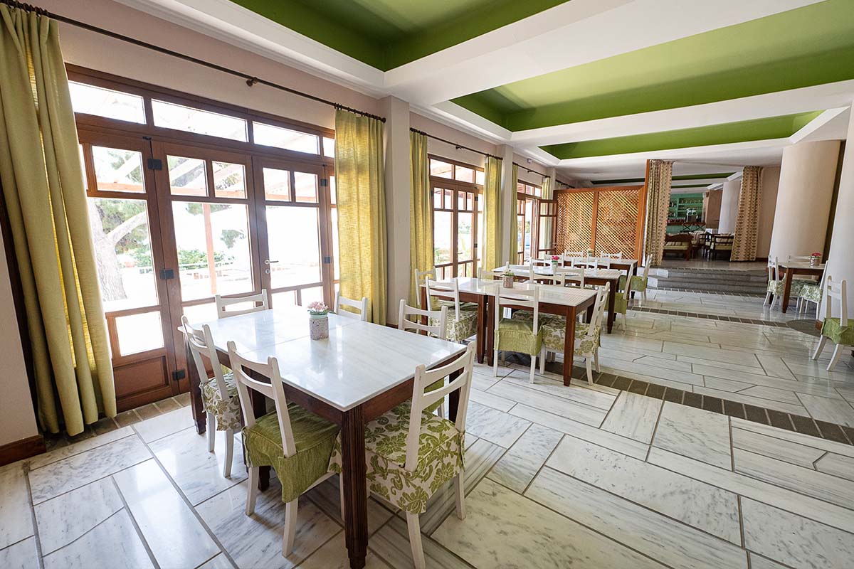 Golden View Beach Hotel Poros Restaurant & Bar